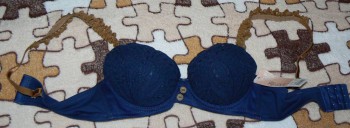 Бюст новый р.75А (Пуш-АП) лямки отстёгиваются-250р