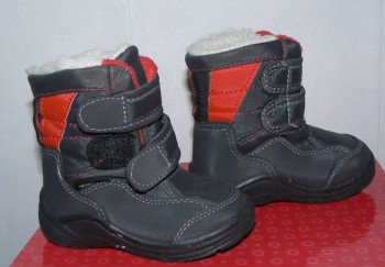 Сапожки для малыша пару раз б/у состояние новых р.22 (13-14см) состояние новых! - 450руб